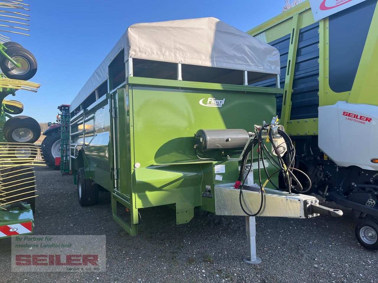 Fliegl TTW 100 Einachs — remorque bétaillère d'occasion à vendre