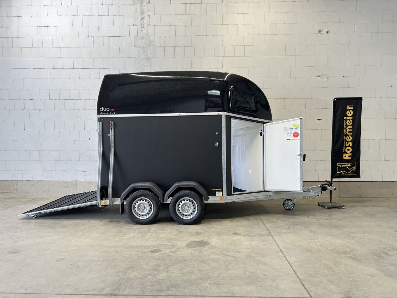Böckmann Duo Esprit silv+bl SK TrS 100 Pferdeanhänger — remorque bétaillère d'occasion à vendre