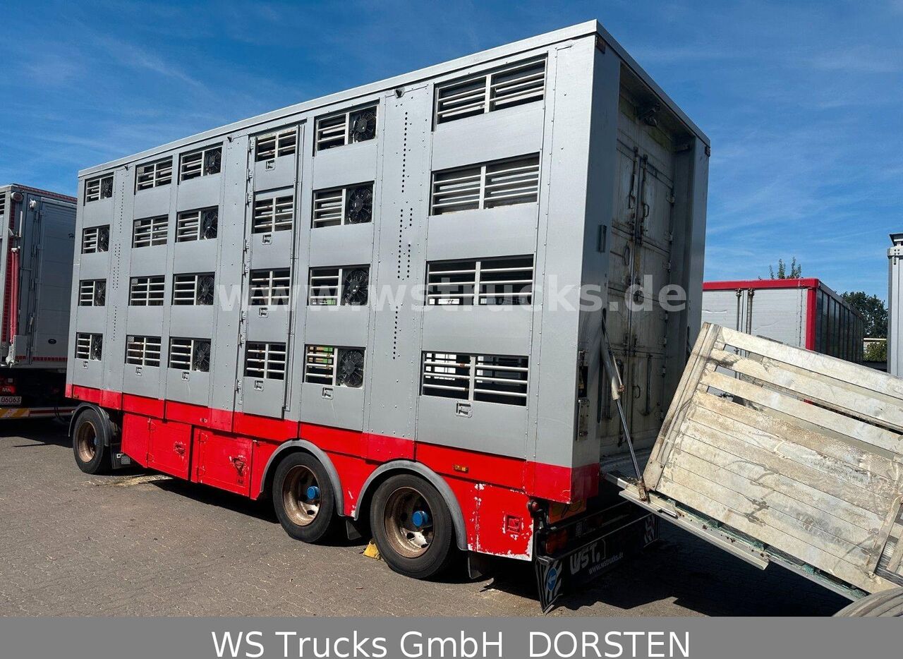 Michieletto 4 Stock Hubdach — used livestock trailer for sale